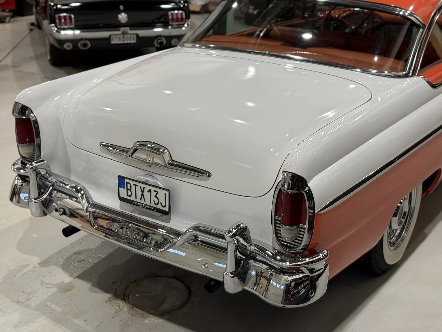 Exteriörbild på 1956 Mercury Montclair Sport Sedan (69)
