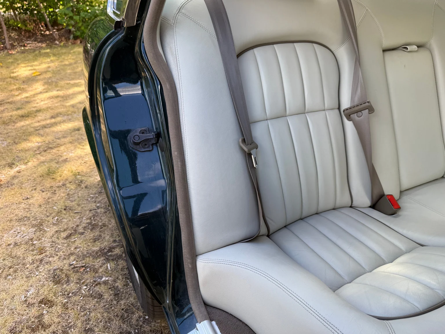 Innenraumfoto von 2001 Jaguar XJ Sovereign 4.0 V8 (65)