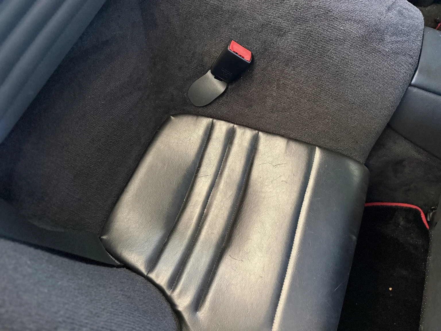 Innenraumfoto von 1998 Porsche 996 Carrera (30)