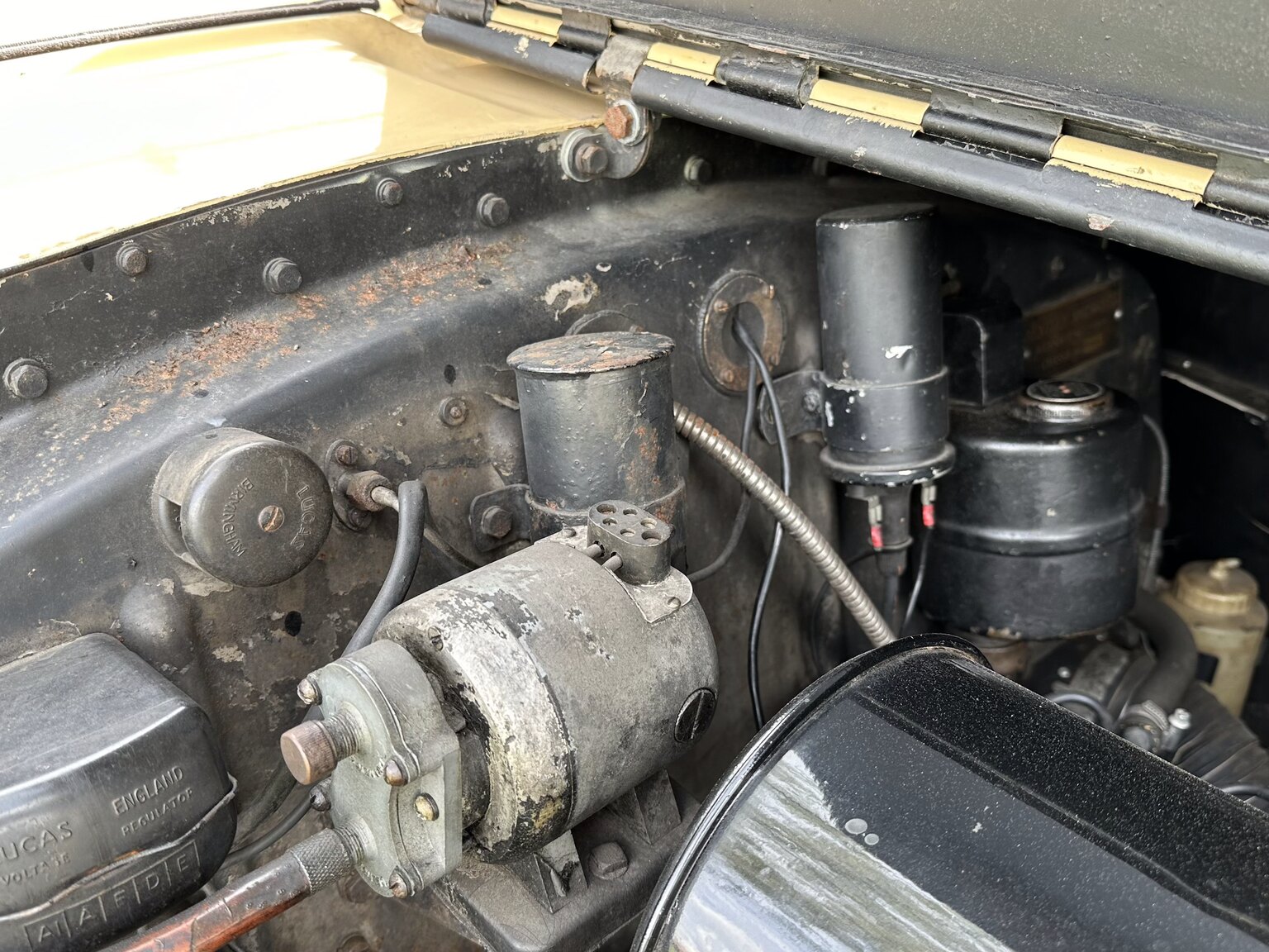 Image of 1947 Bentley Mark IV Sport Saloon mechanics