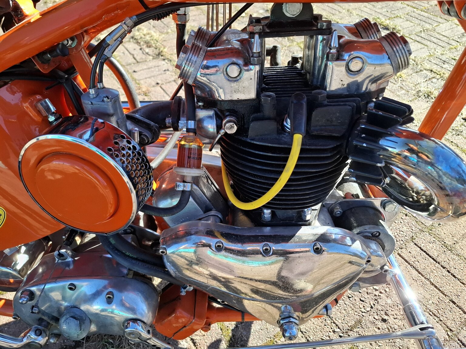 Image of 1953 Triumph Thunderbird Chopper mechanics