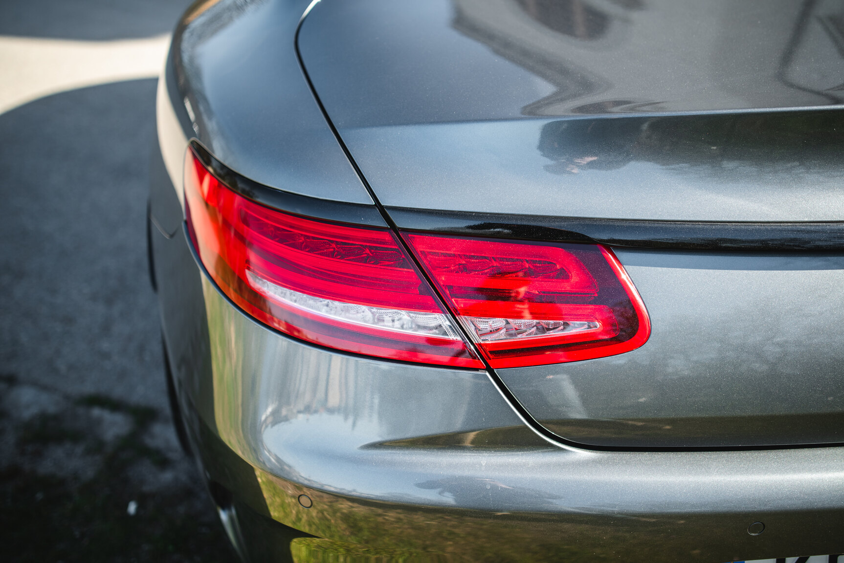 Exterior image of 2016 Mercedes-Benz S63 AMG 4MATIC Coupé