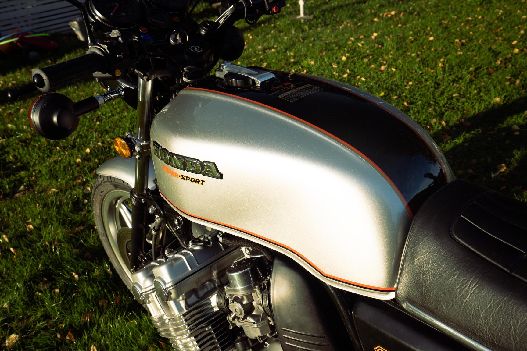 Exteriörbild på 1979 Honda CBX Super Sport (12)