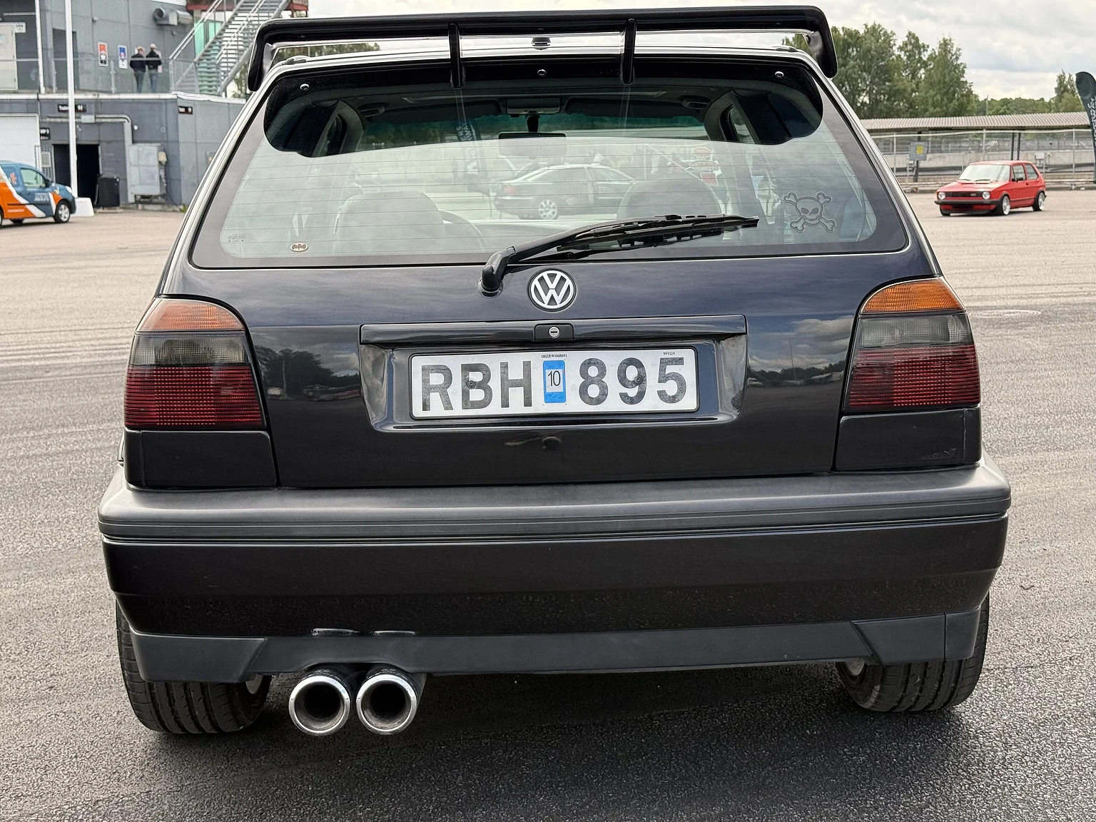 Aussenfoto 1994 Volkswagen Golf 3-door VR6 (38)