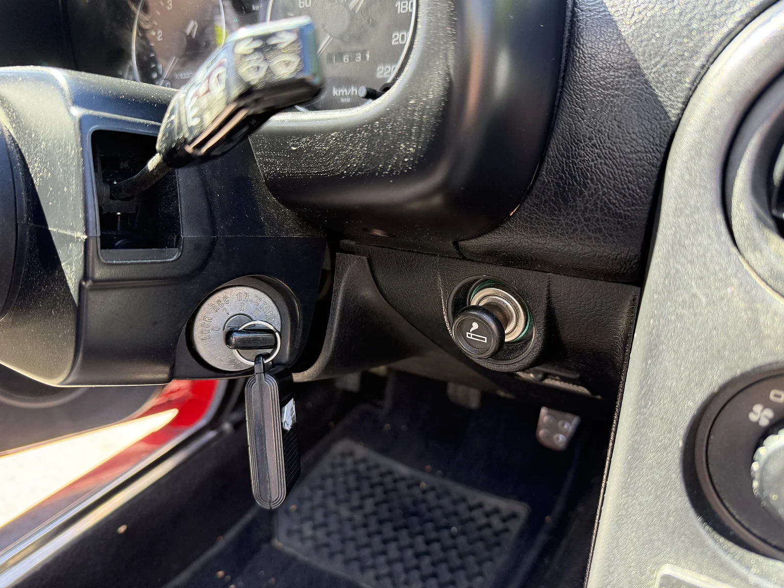 Innenraumfoto von 1991 Mazda MX-5 Miata (33)