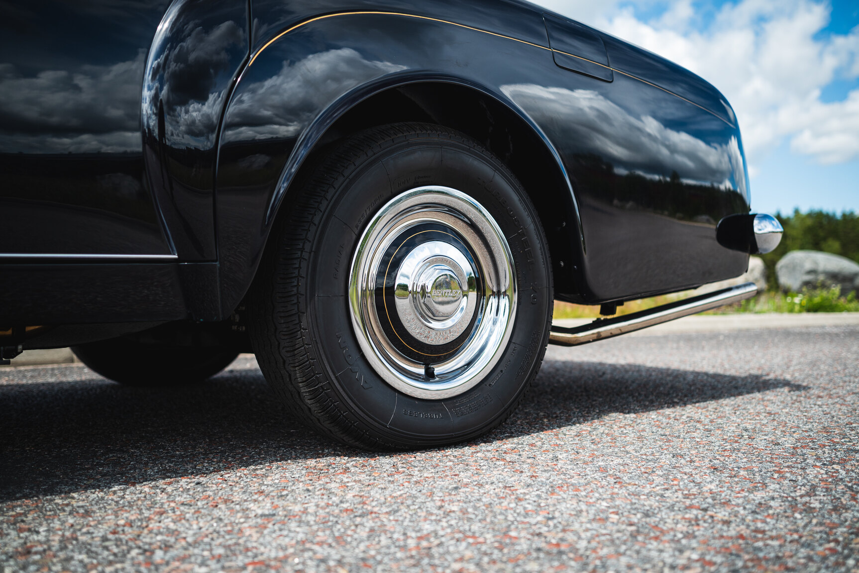 Exterior image of 1960 Bentley S2 Continental 