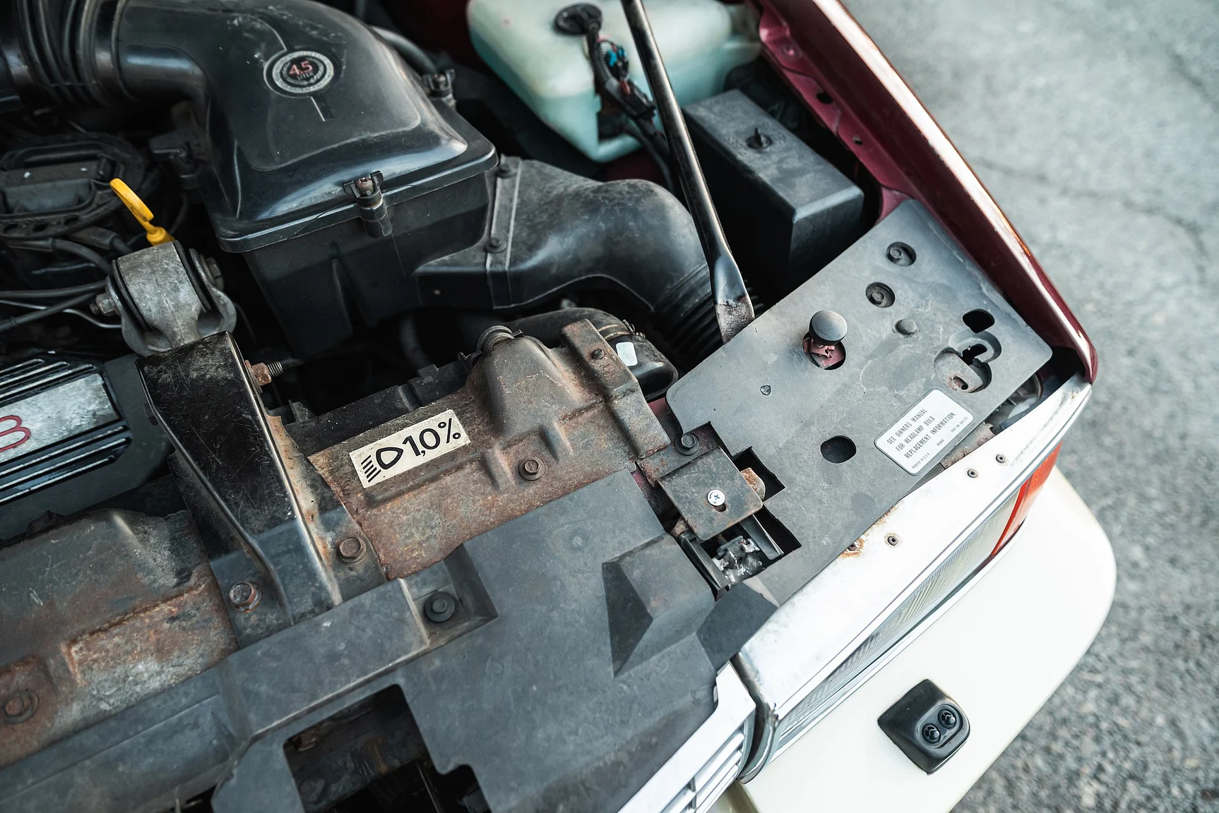 Image of 1989 Cadillac Seville (22) mechanics