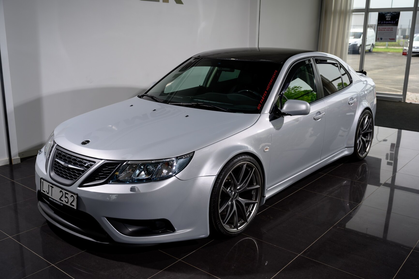 Exterior image of 2008 SAAB 9-3 Aero SportSedan Silver Beast SFRO