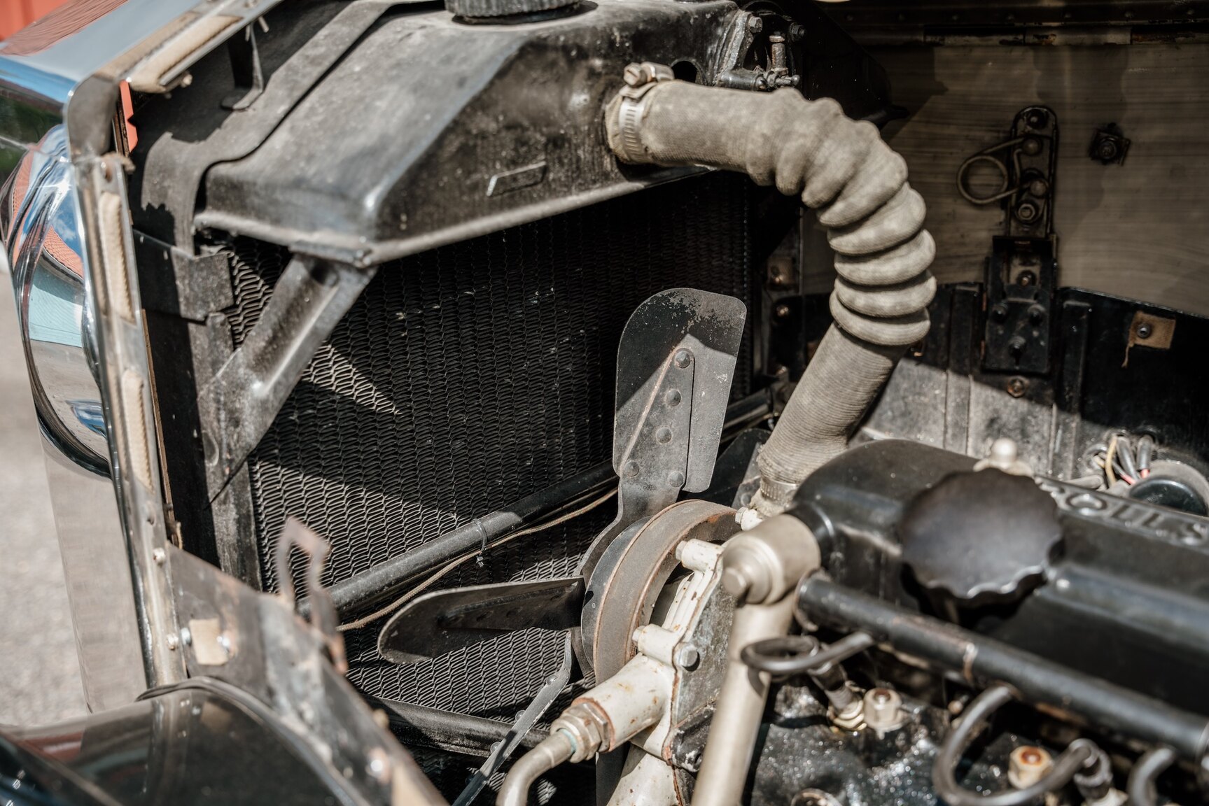 Image of 1949 Rolls Royce Silver Wraith mechanics