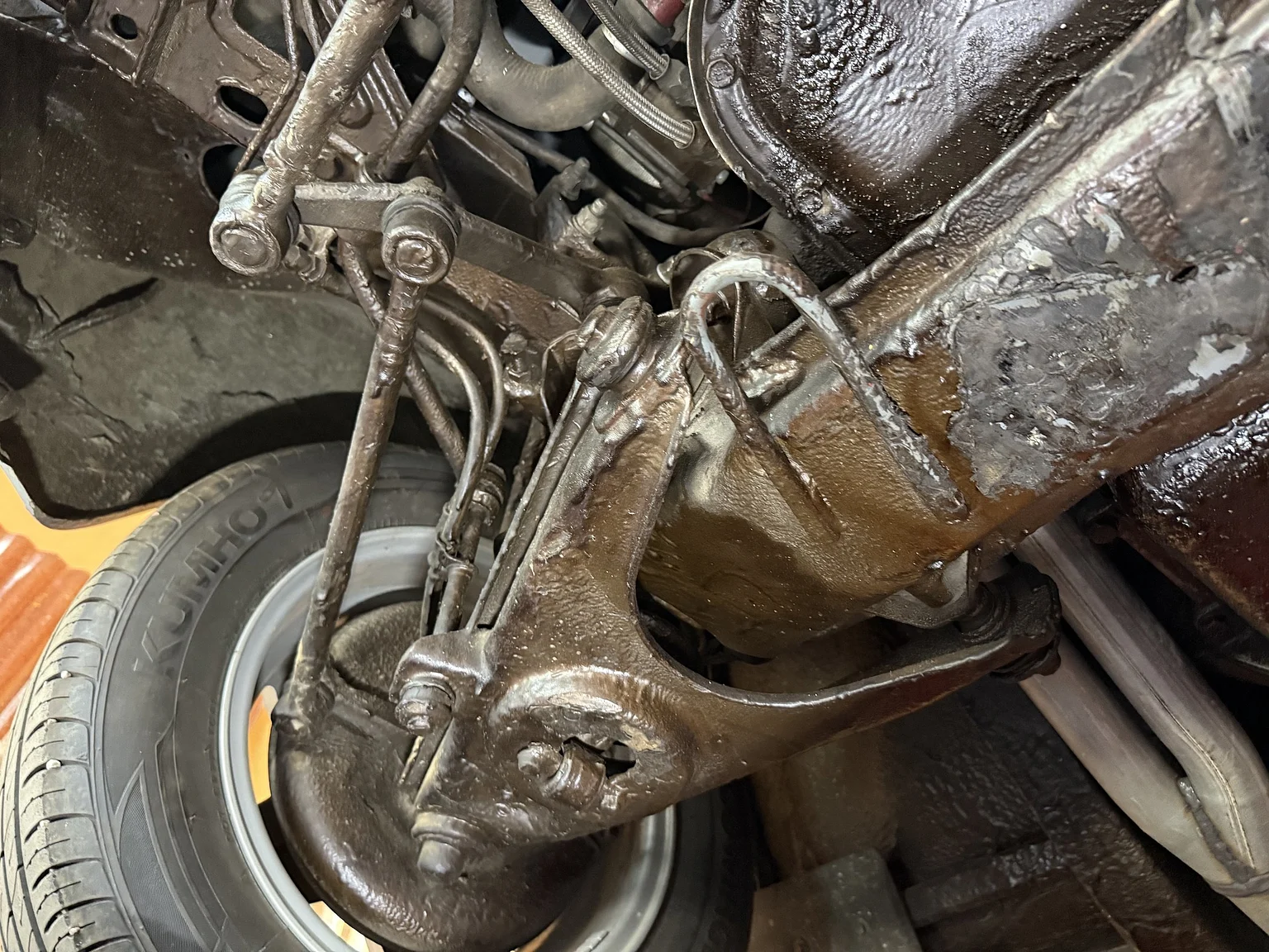 1970 Volvo 142 2.0 Automatic (29), Mekanik