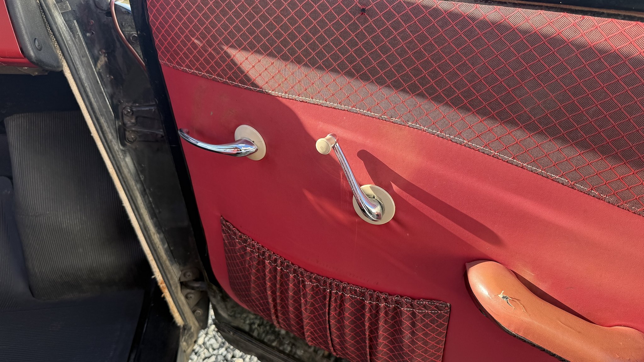 Interior image of 1960 Saab 96 (32)