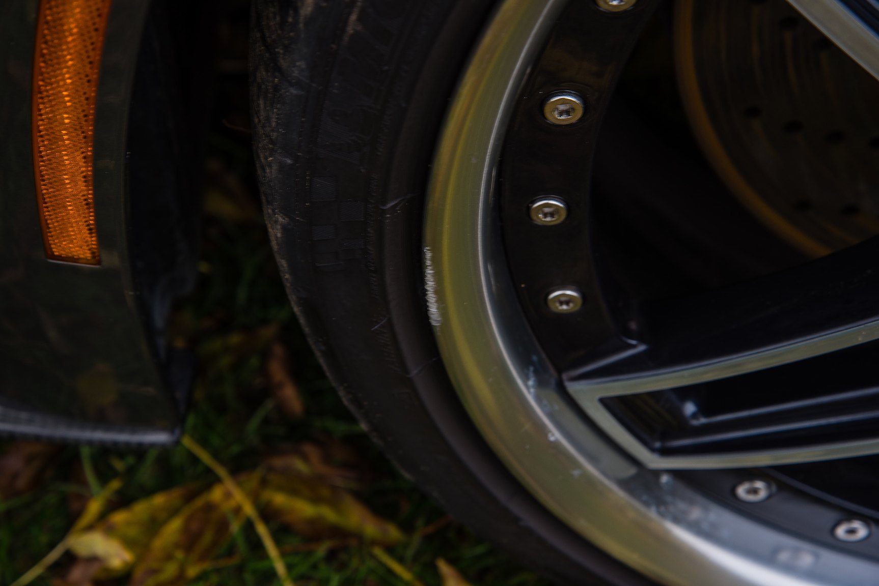 Exterior image of 2014 BMW M6C