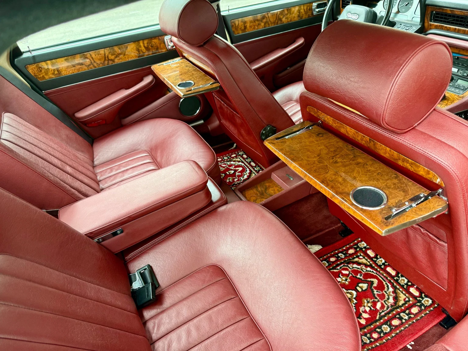 Innenraumfoto von 1988 Daimler Six (54)