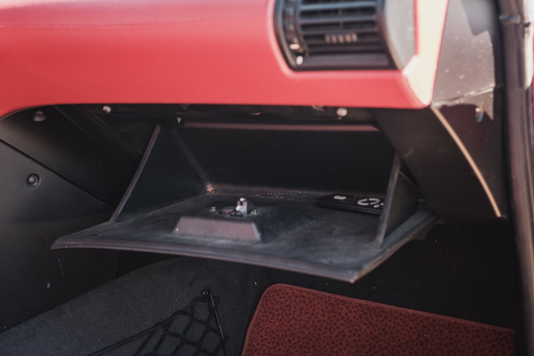 Interior image of 1999 BMW Z3 2.8i Roadster