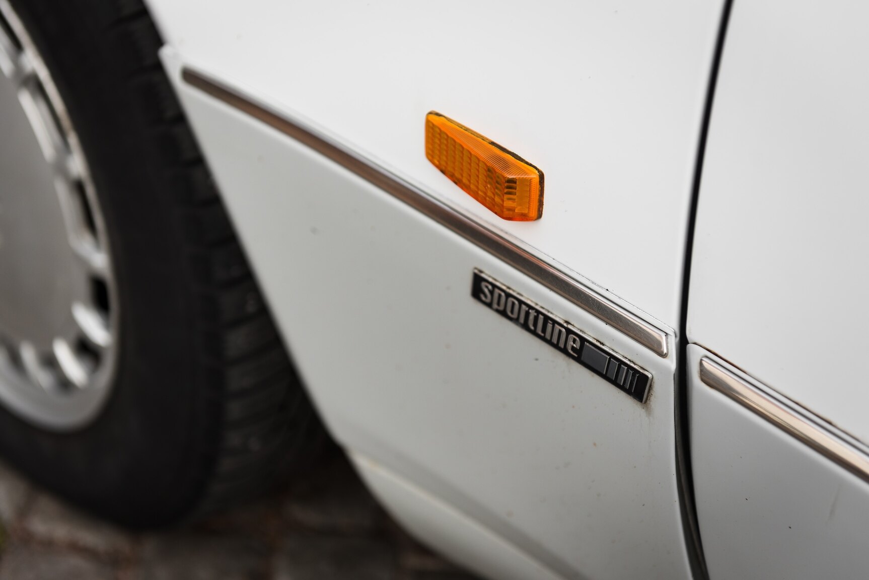 Exteriörbild på 1992 Mercedes-Benz 300CE-24V 