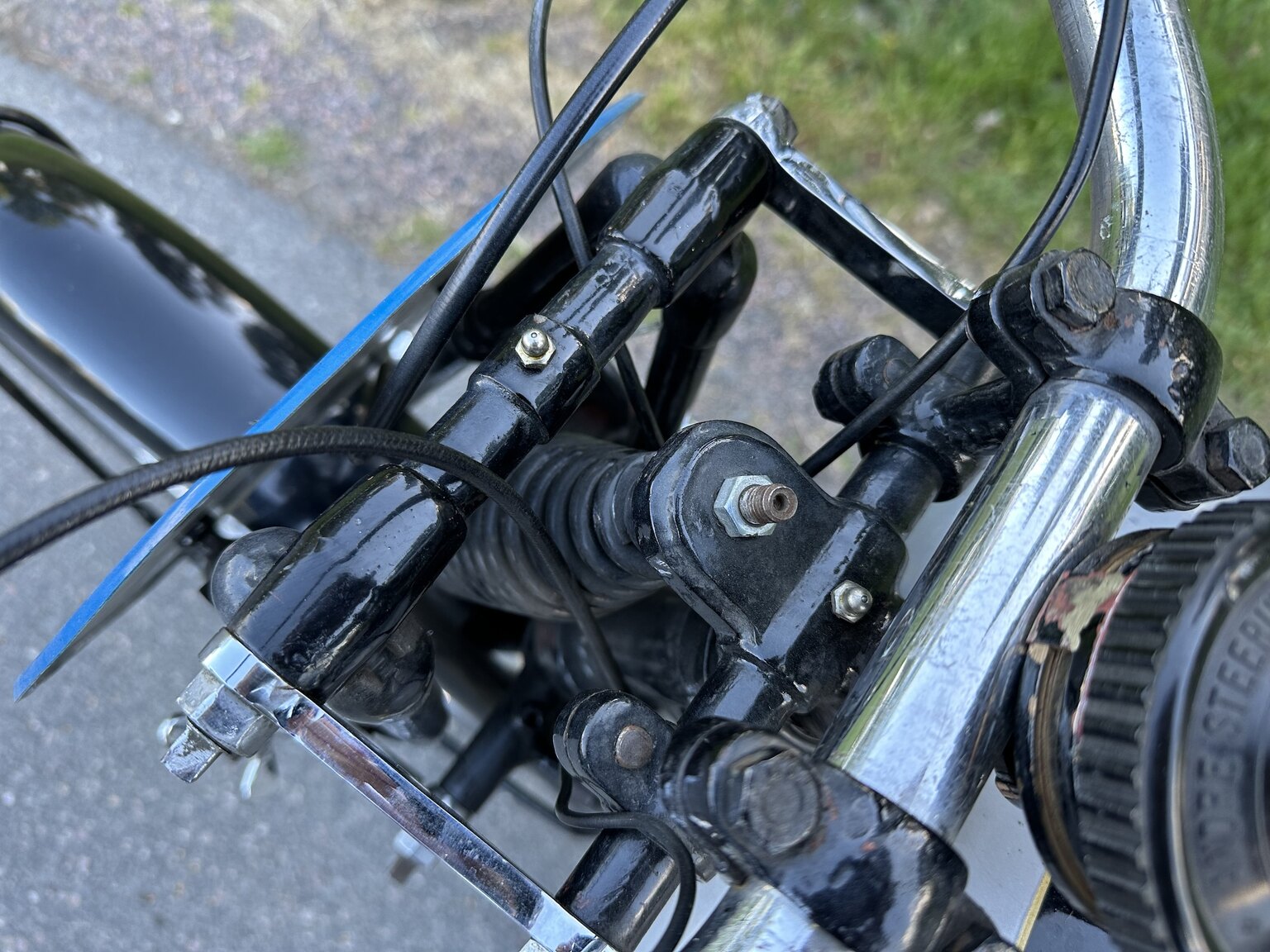 Image of 1933 Husqvarna 350 mechanics