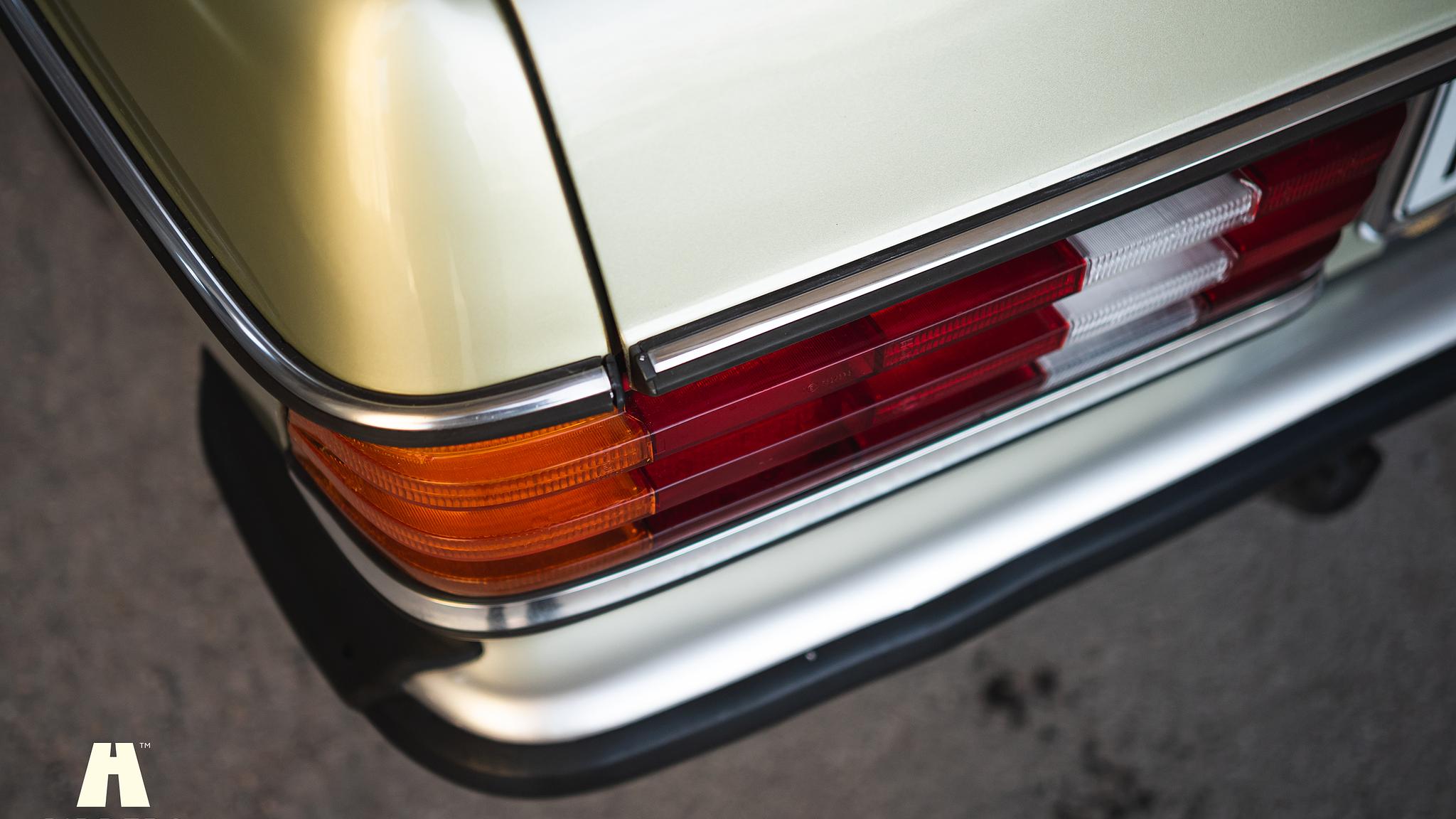 Exteriörbild på 1985 Mercedes-Benz 200 Series 3  (26)