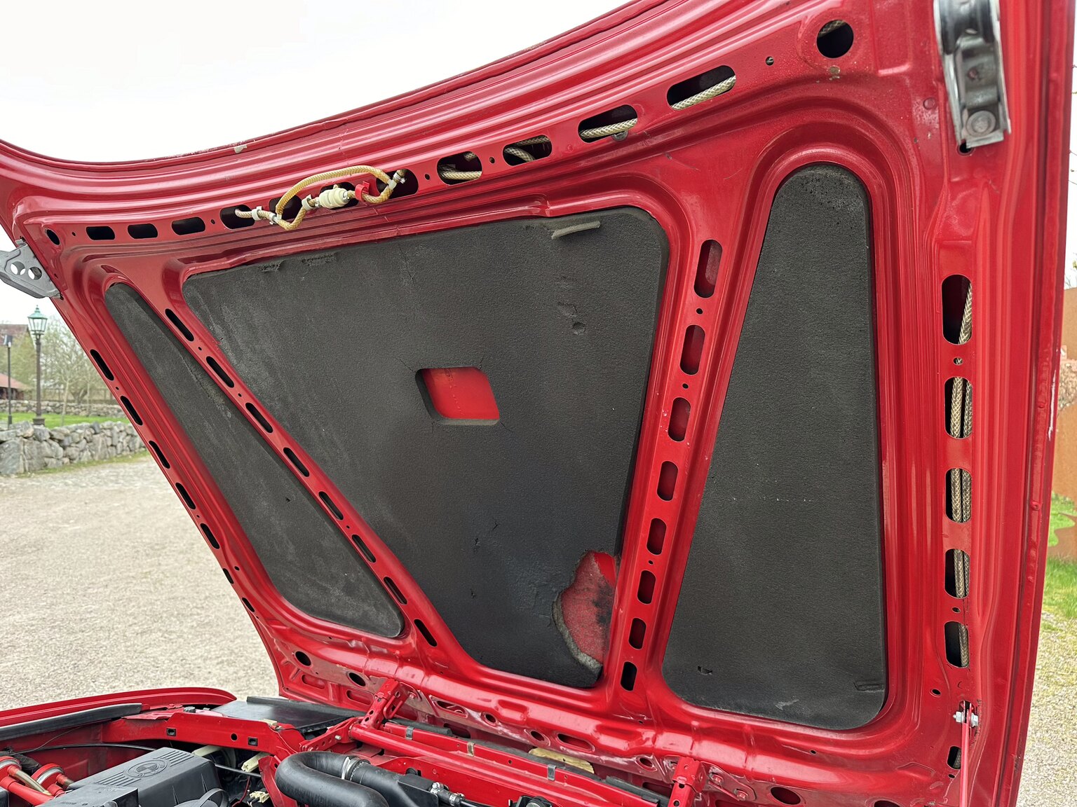 Image of 1987 BMW 325i Convertible mechanics (15)