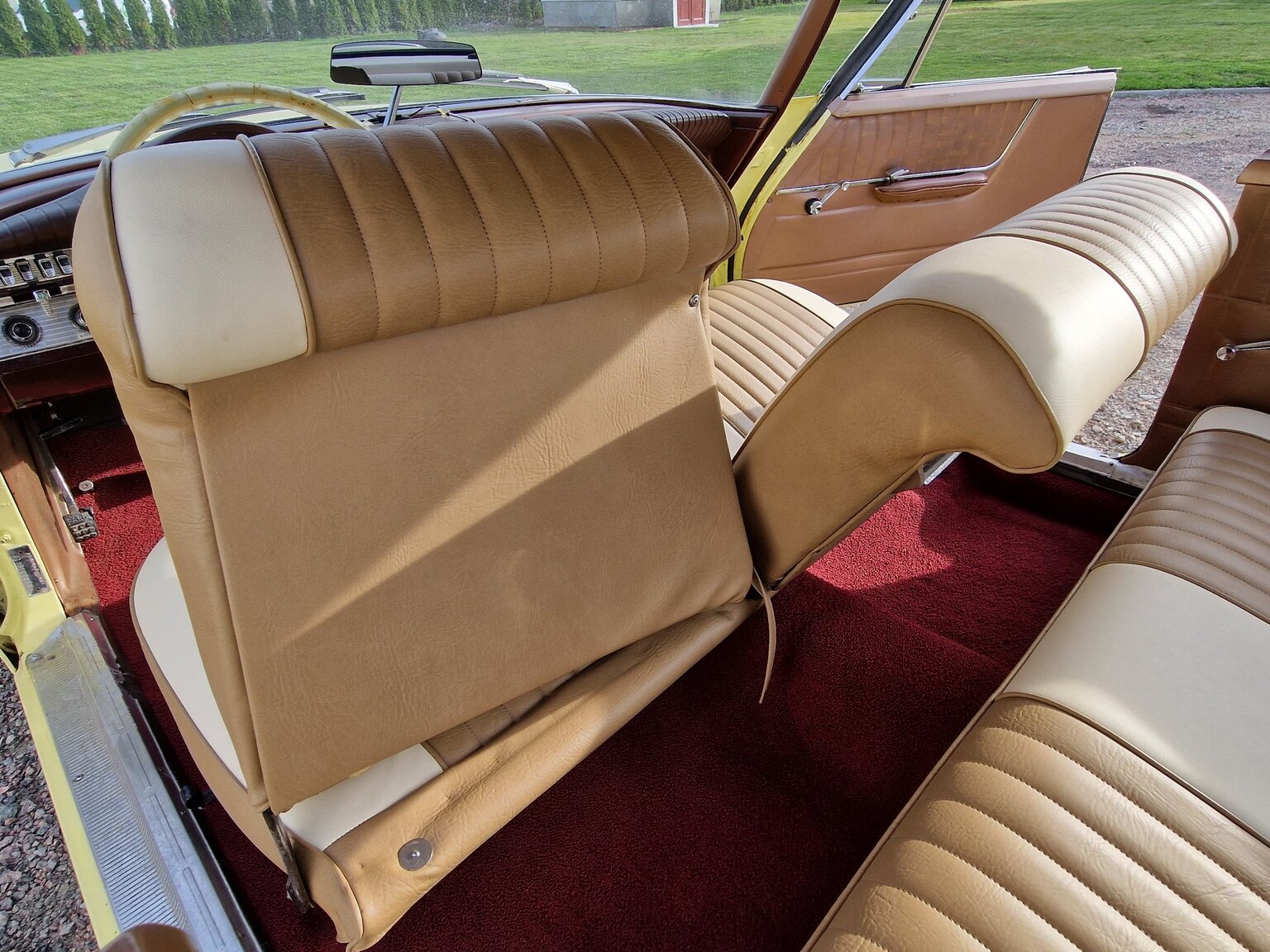 Interiörbild 1961 Chrysler Windsor Coupé