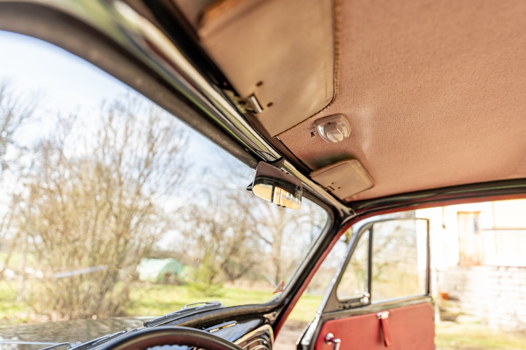 Innenraumfoto von 1958 Morris Minor 1000 2-door (32)