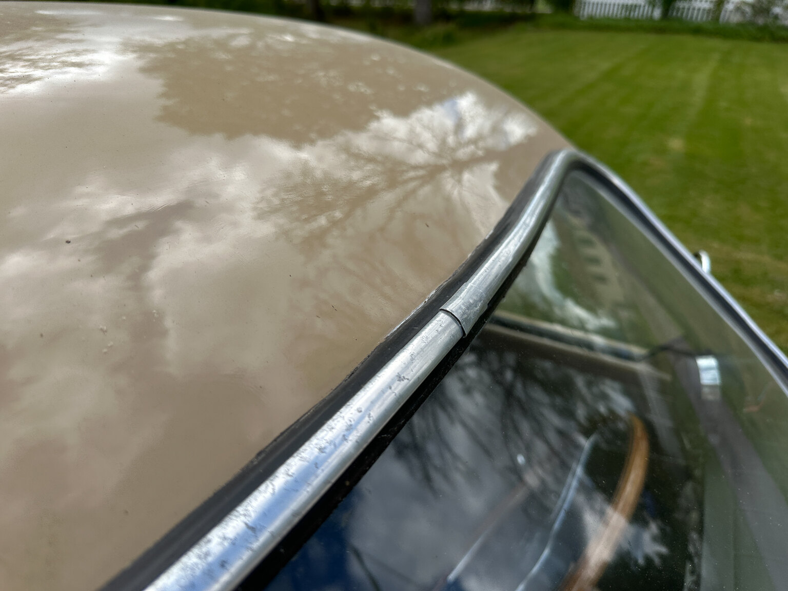 Exteriörbild på 1961 SAAB 96 De Luxe 