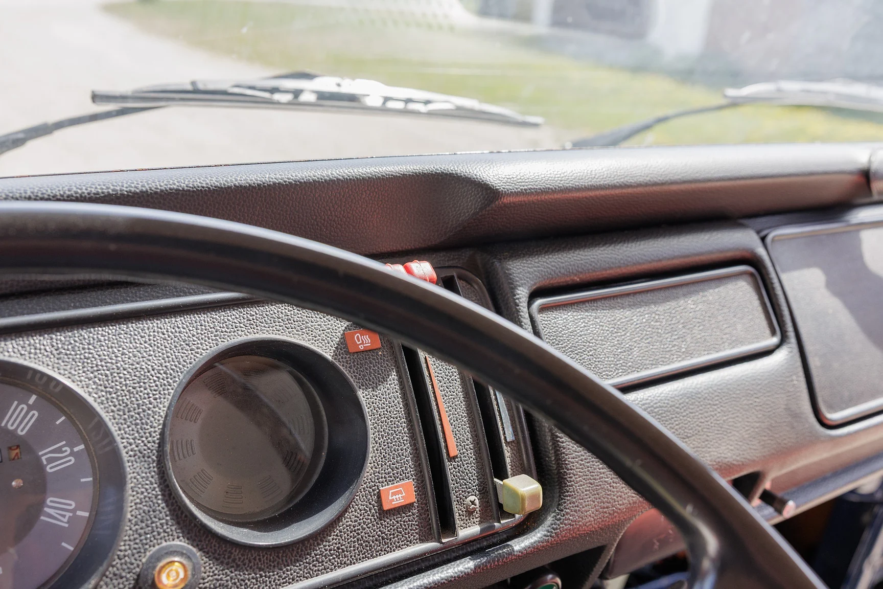 Innenraumfoto von 1973 Volkswagen Typ 2 Transporter T2 (27)