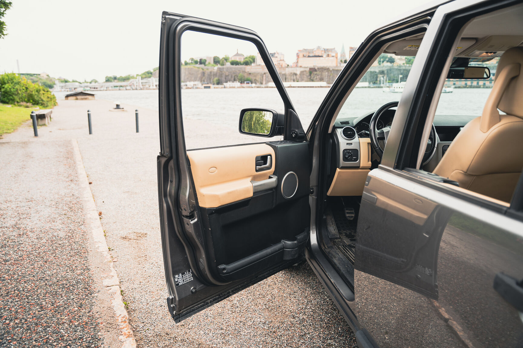 Interior image of 2008 Land Rover Discovery TDV6 SE (7)
