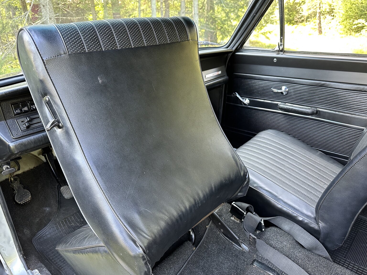 Interiörbild 1967 Opel Kadett B Rallye
