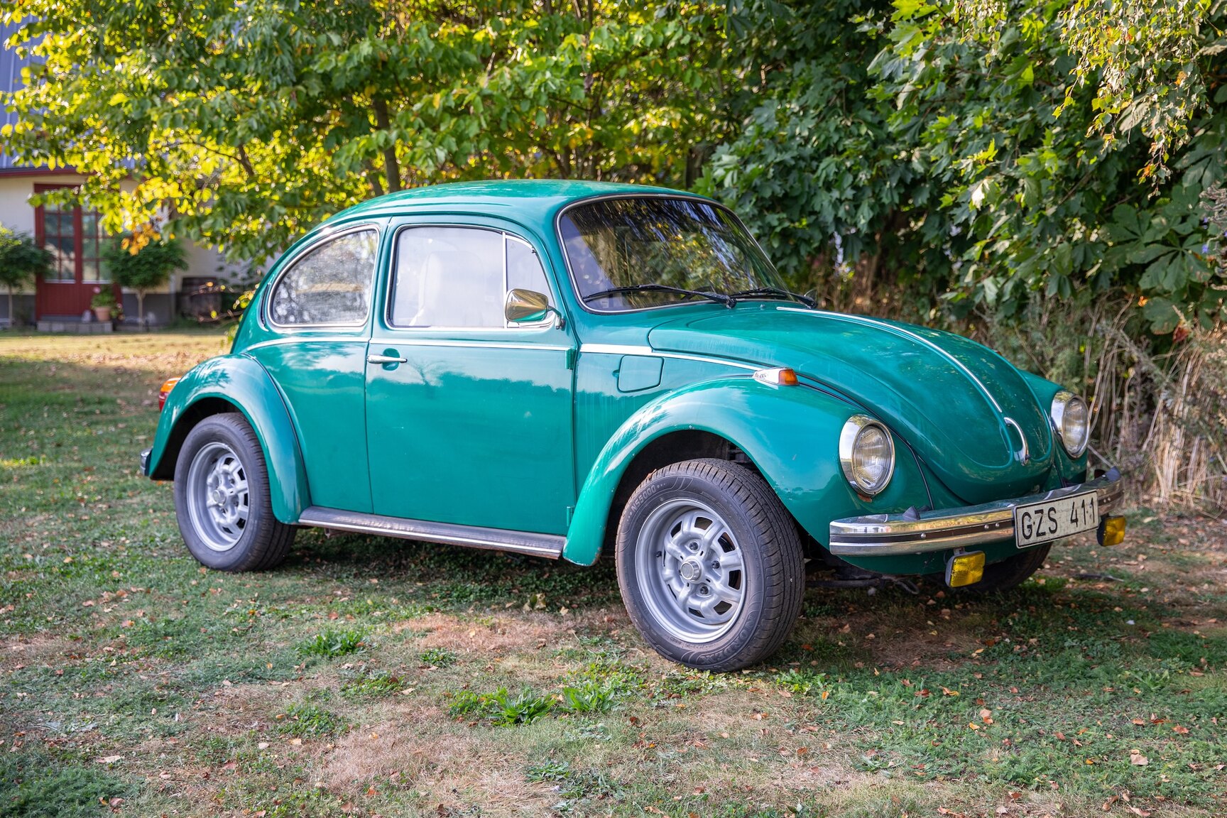 Exterior image of 1975 Volkswagen 1303S Beetle