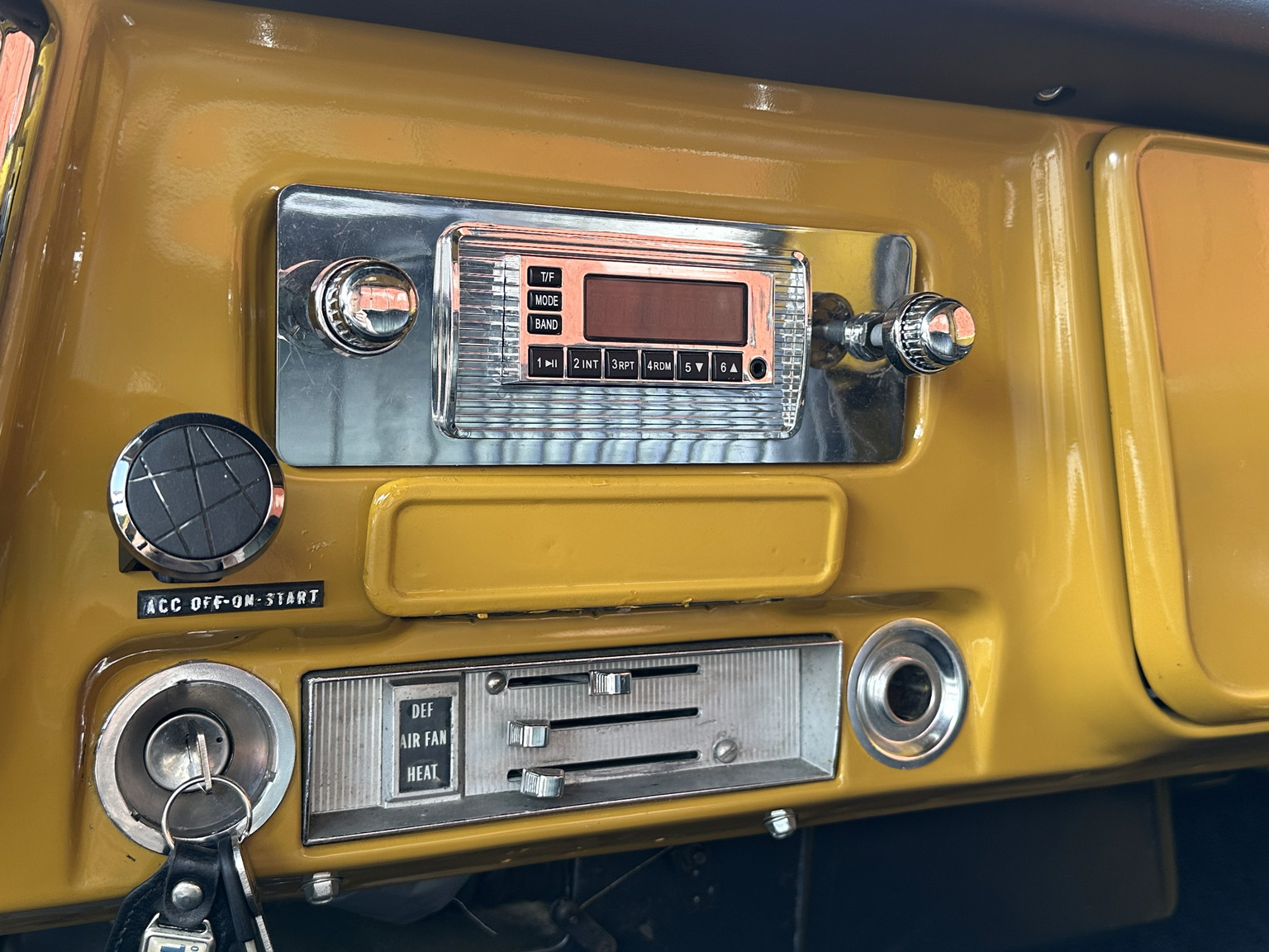 Interiörbild 1972 Chevrolet C10 Cheyenne (17)