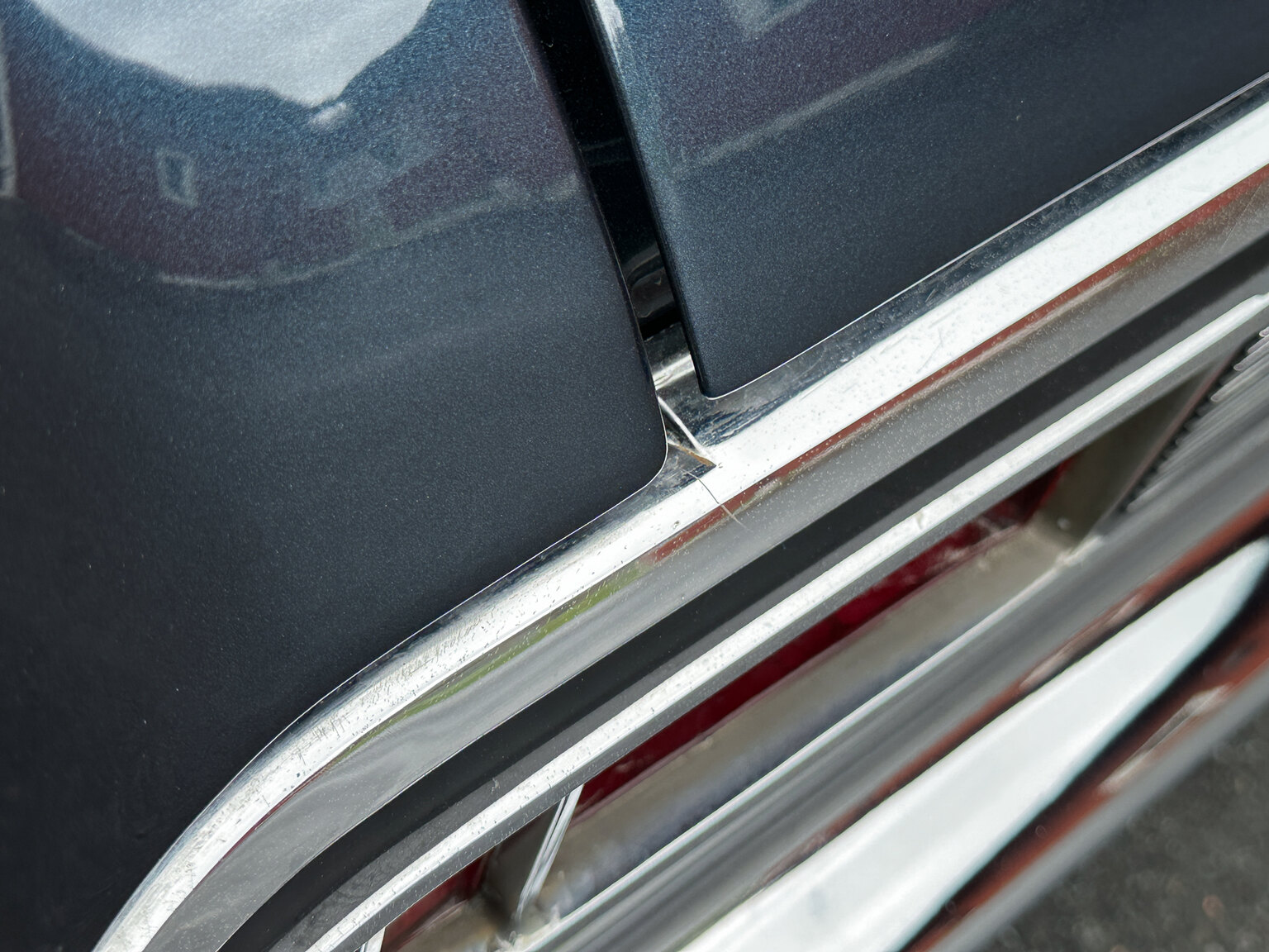 Exterior image of 1965 Pontiac Catalina 421 Tripower-Pack 2+2