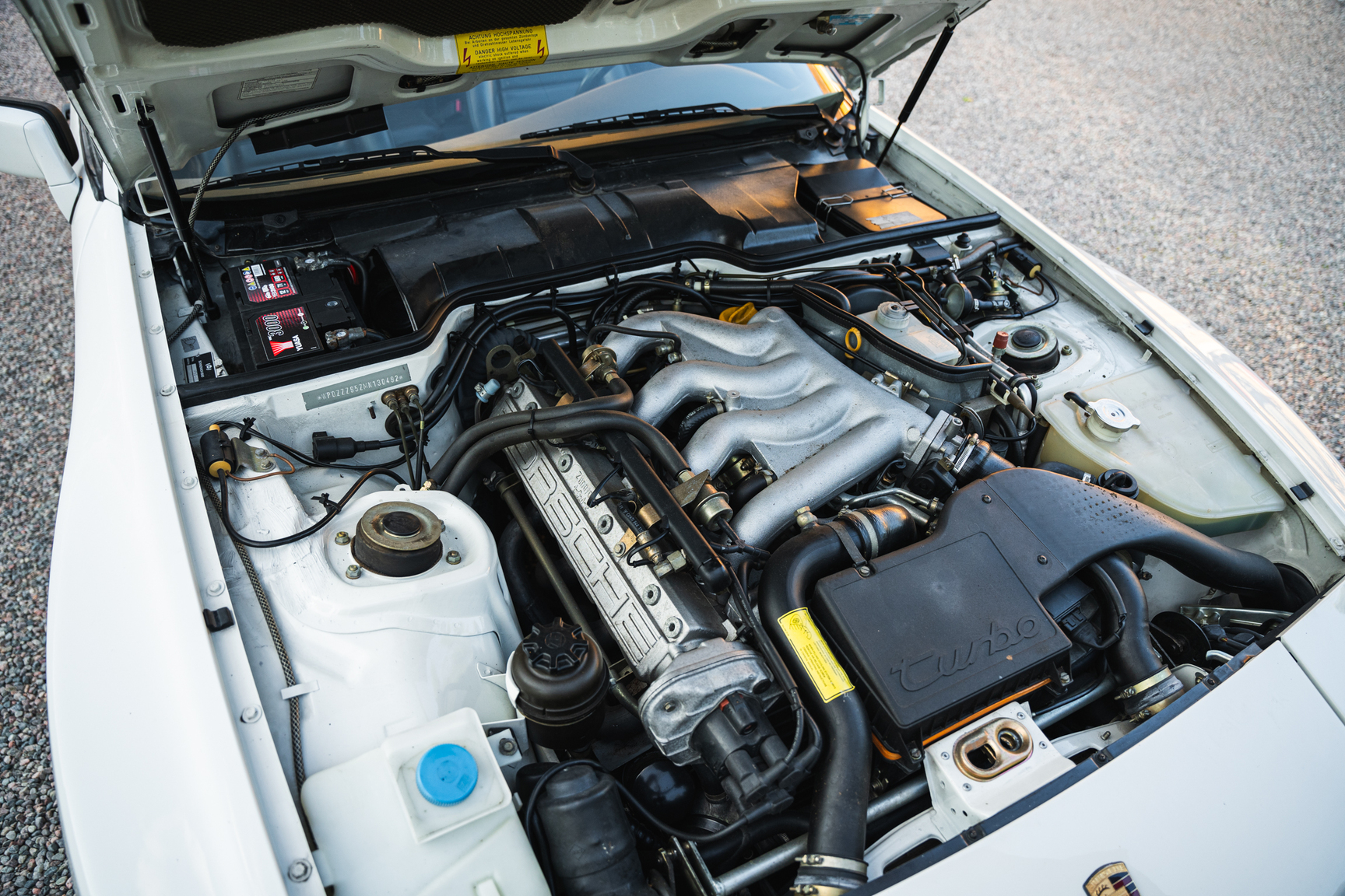 Image of 1991 Porsche 944 Turbo Cabriolet mechanics