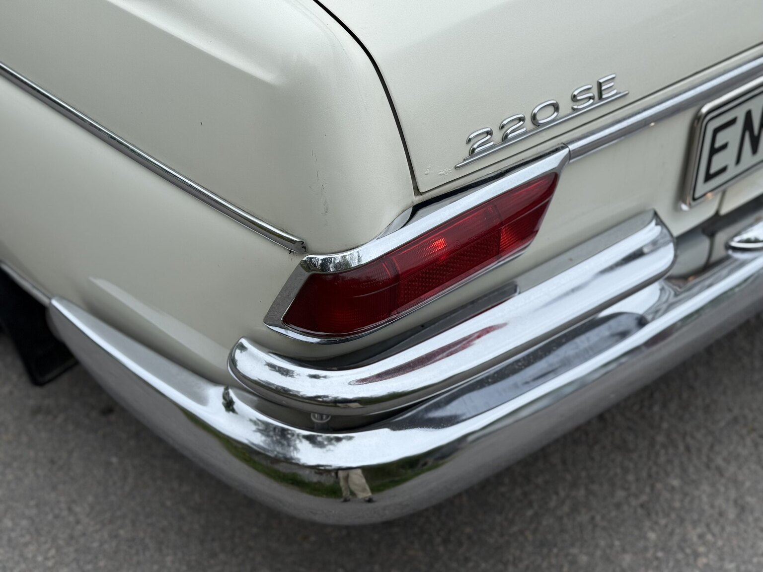 Aussenfoto 1963 Mercedes-Benz 220 SE