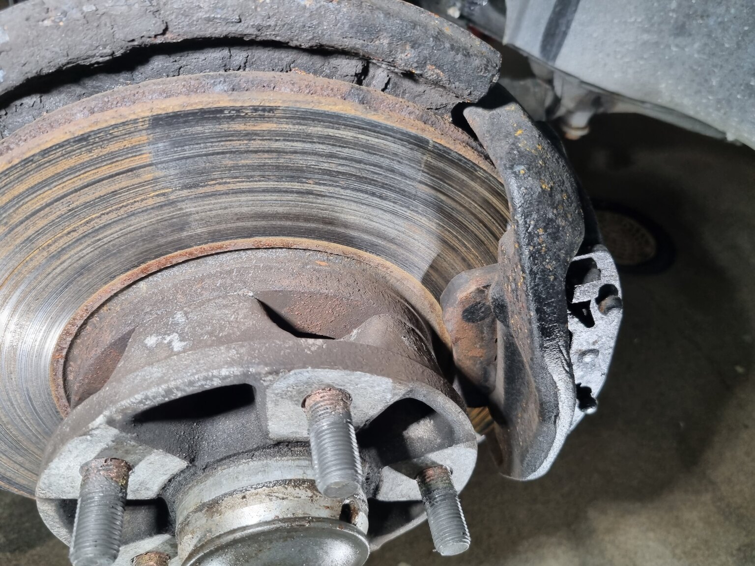 Image of 1985 Porsche 944 "NO RESERVE AUCTION" mechanics