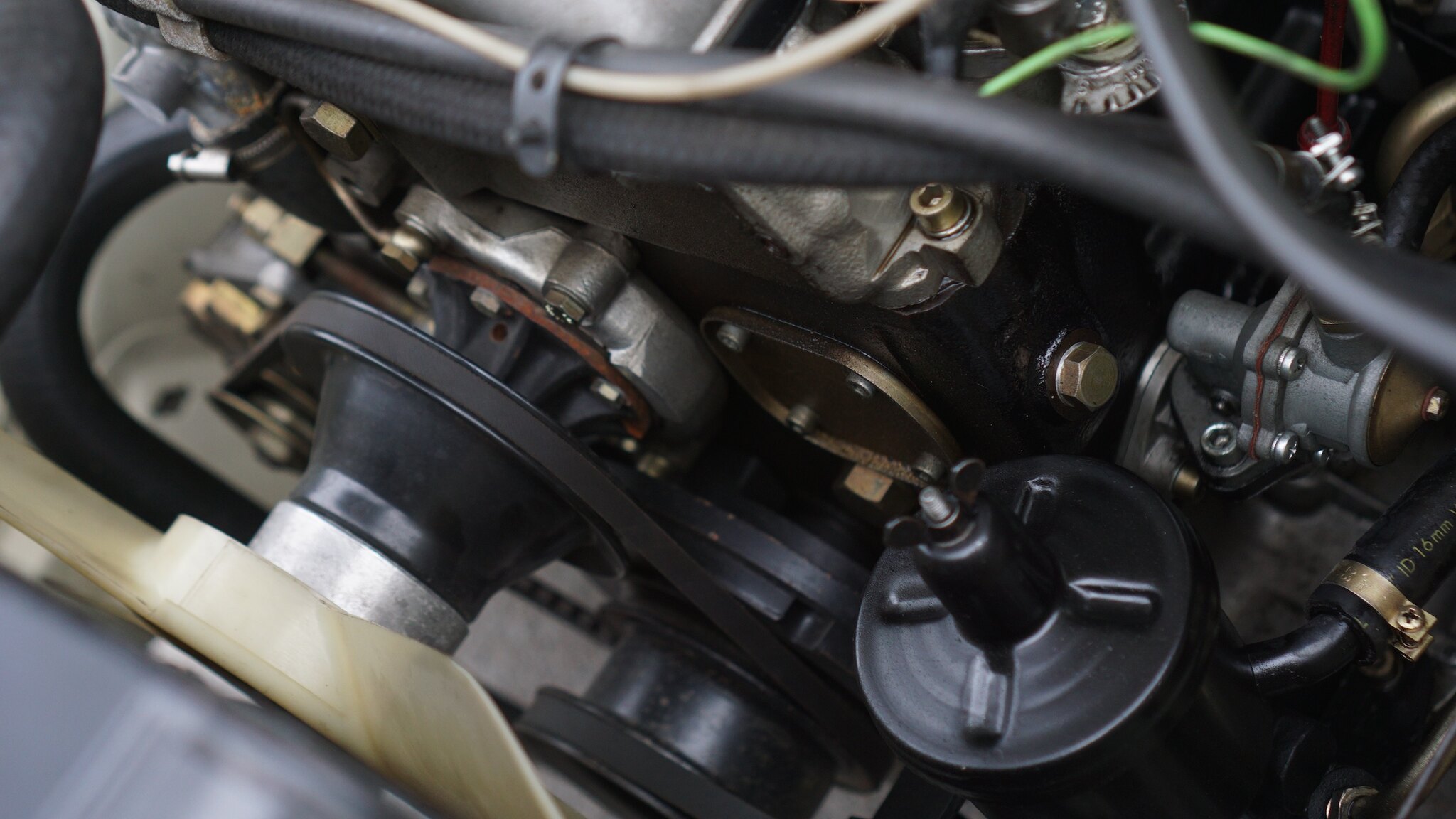 Image of 1966 Mercedes-Benz 230 S mechanics