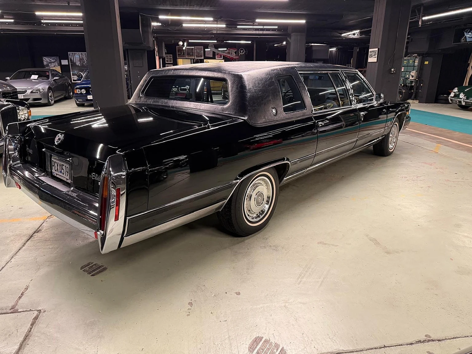 Exteriörbild på 1991 Cadillac Brougham Limousine (9)