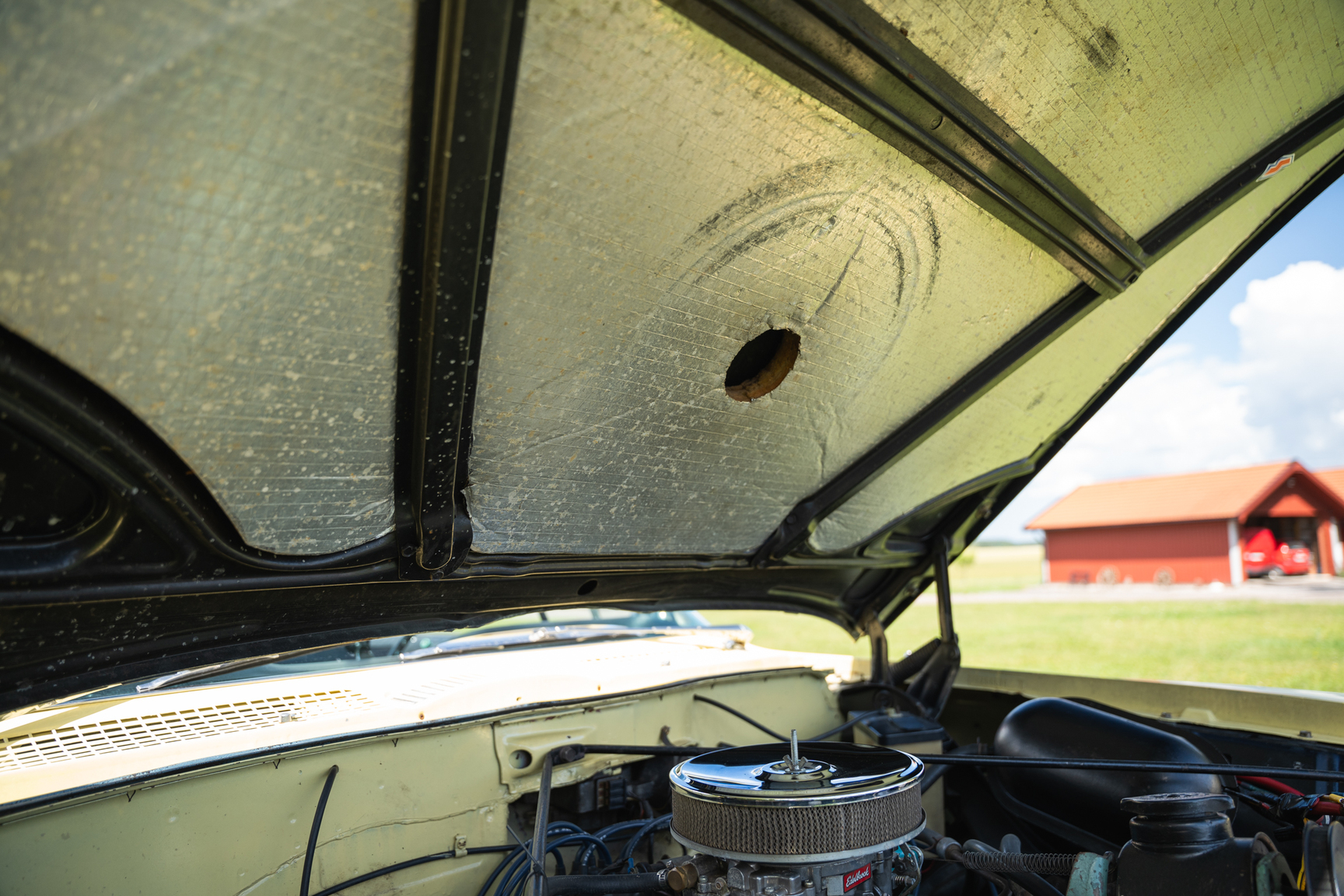 Image of 1961 Buick Electra 225 cab mechanics