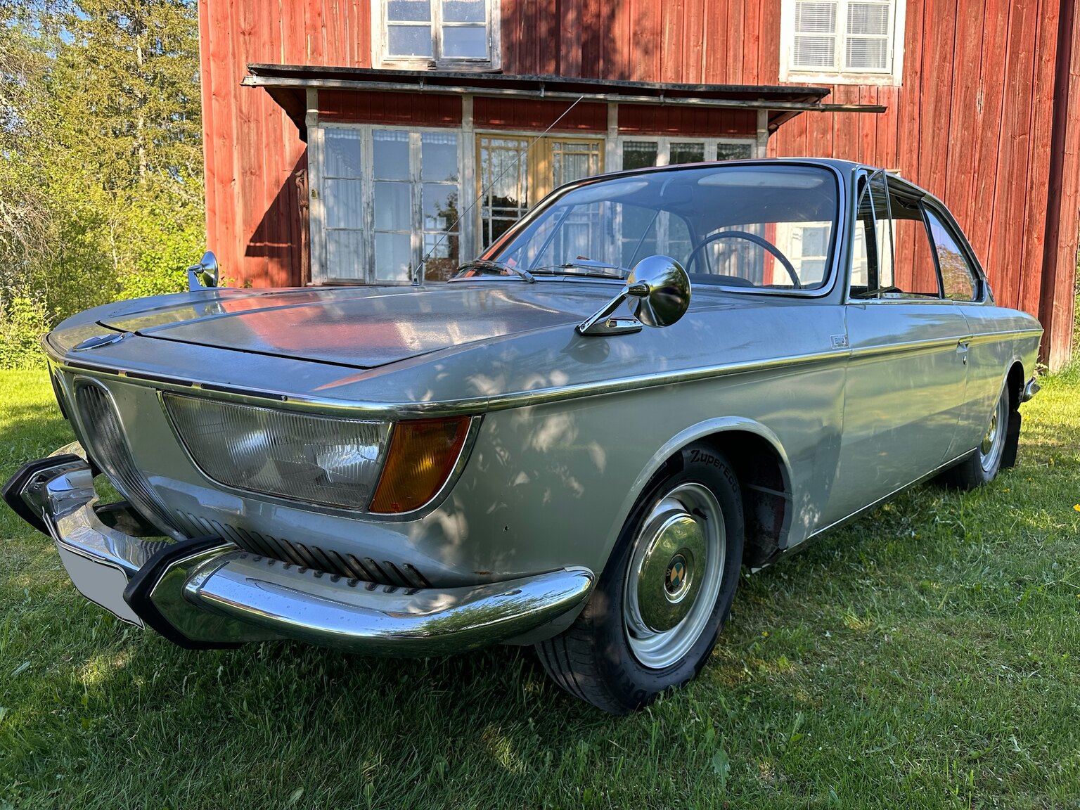 Exteriörbild på 1968 BMW 2000 CS