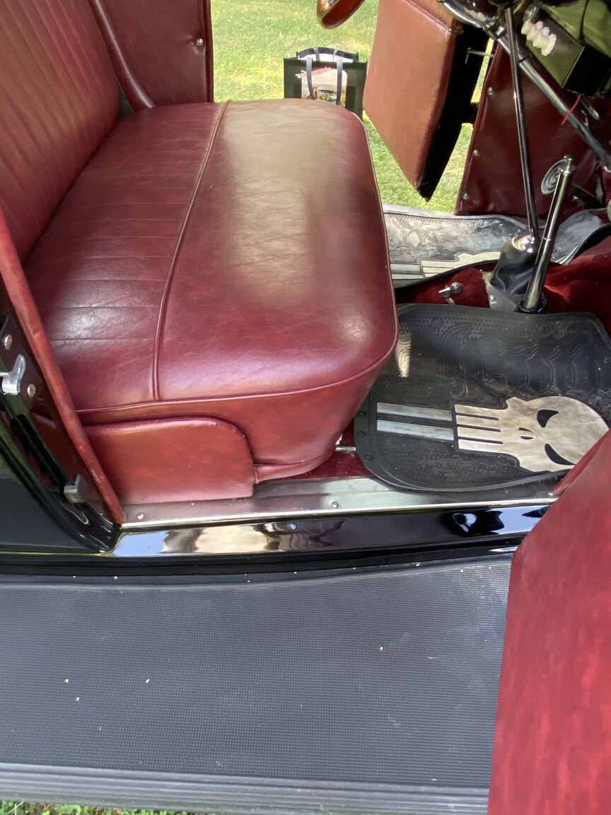 Interiörbild 1932 Ford 32 deuce sport coupé (Hot Rod)