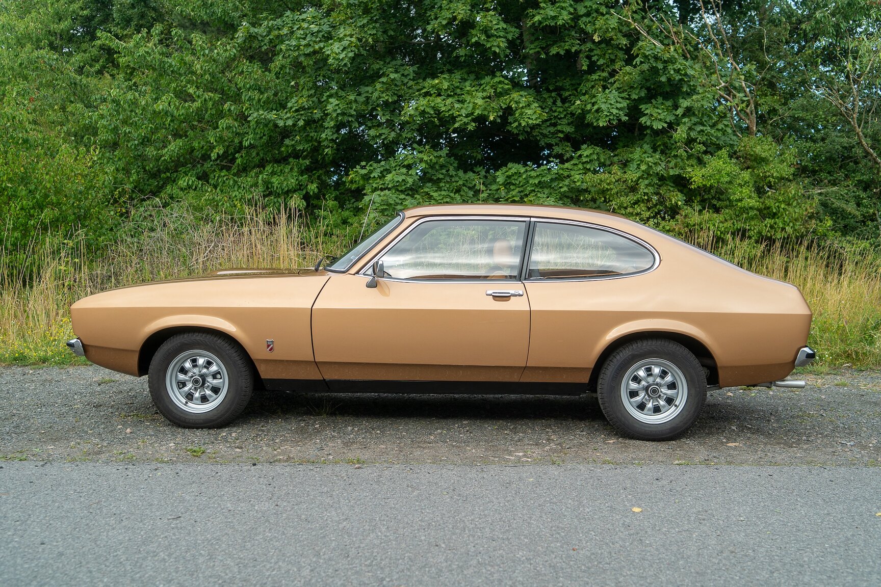 Exterior image of 1975 Ford Capri 1600
