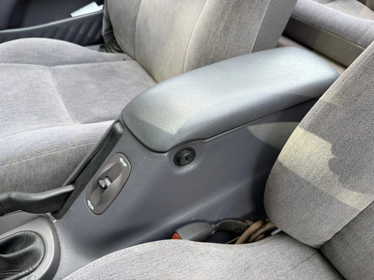Innenraumfoto von 1997 Chrysler Sebring Cabriolet (18)