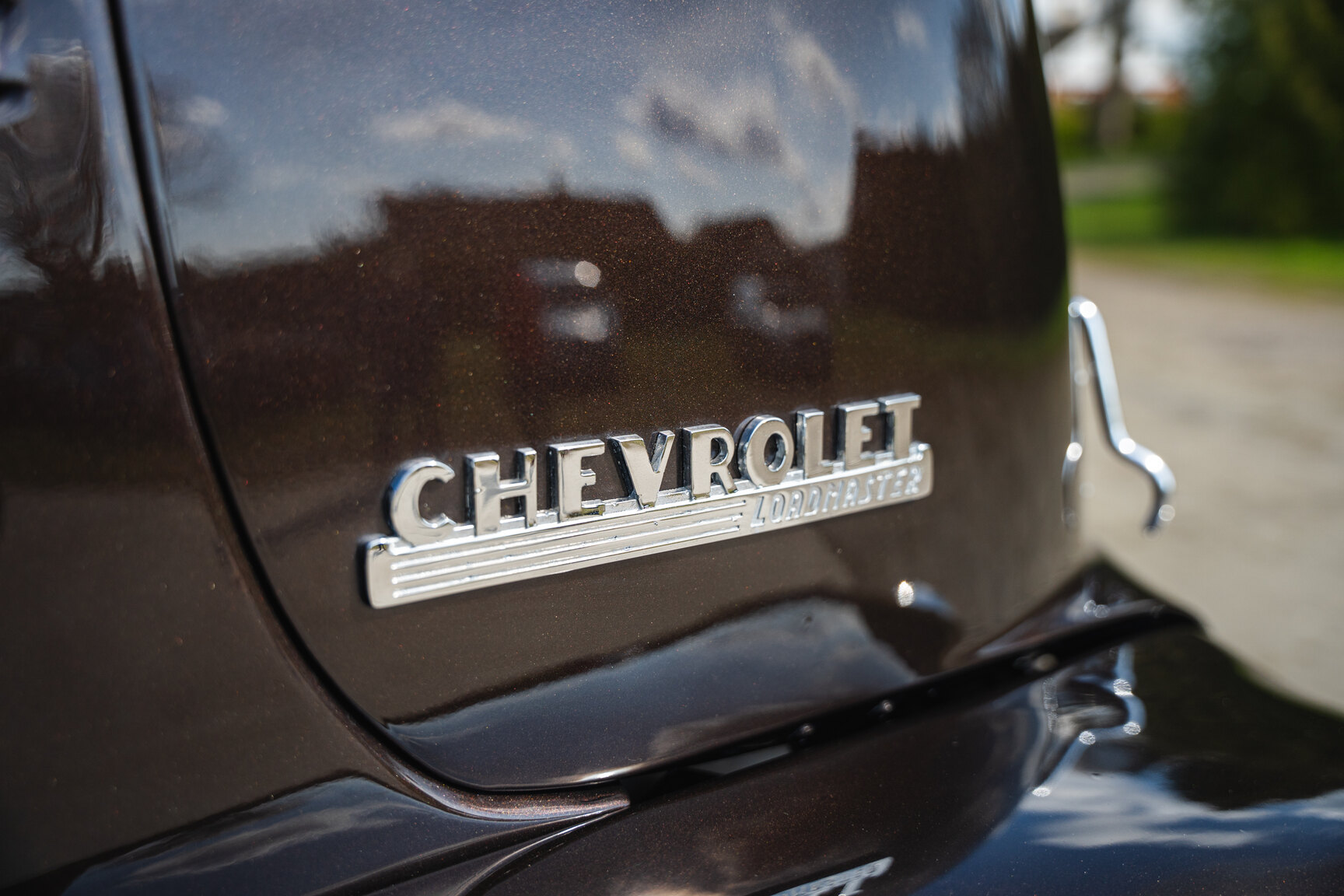 Exterior image of 1948 Chevrolet COE Loadmaster
