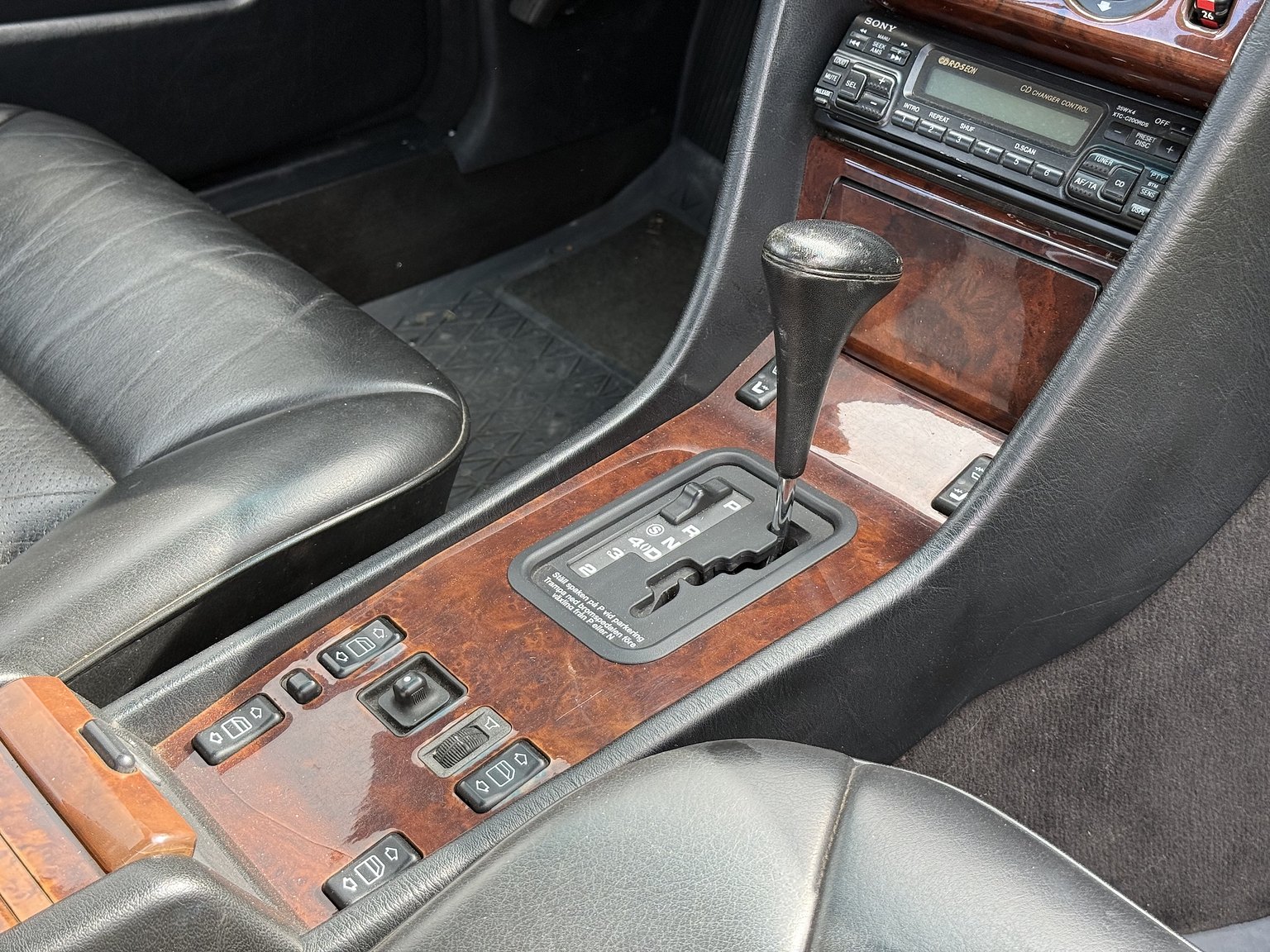 Interior image of 1990 Mercedes-Benz 300CE-24