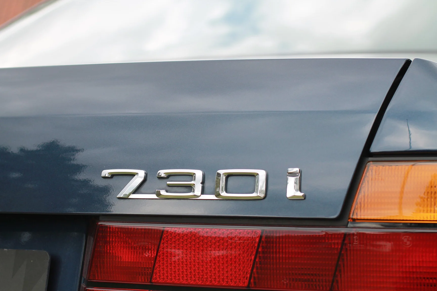 Exteriörbild på 1989 BMW 750iA (115)