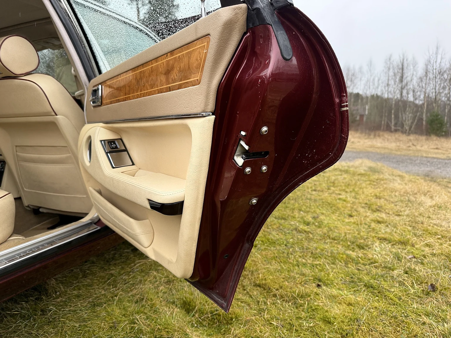 Innenraumfoto von 1991 Jaguar XJ40 Sovereign (79)