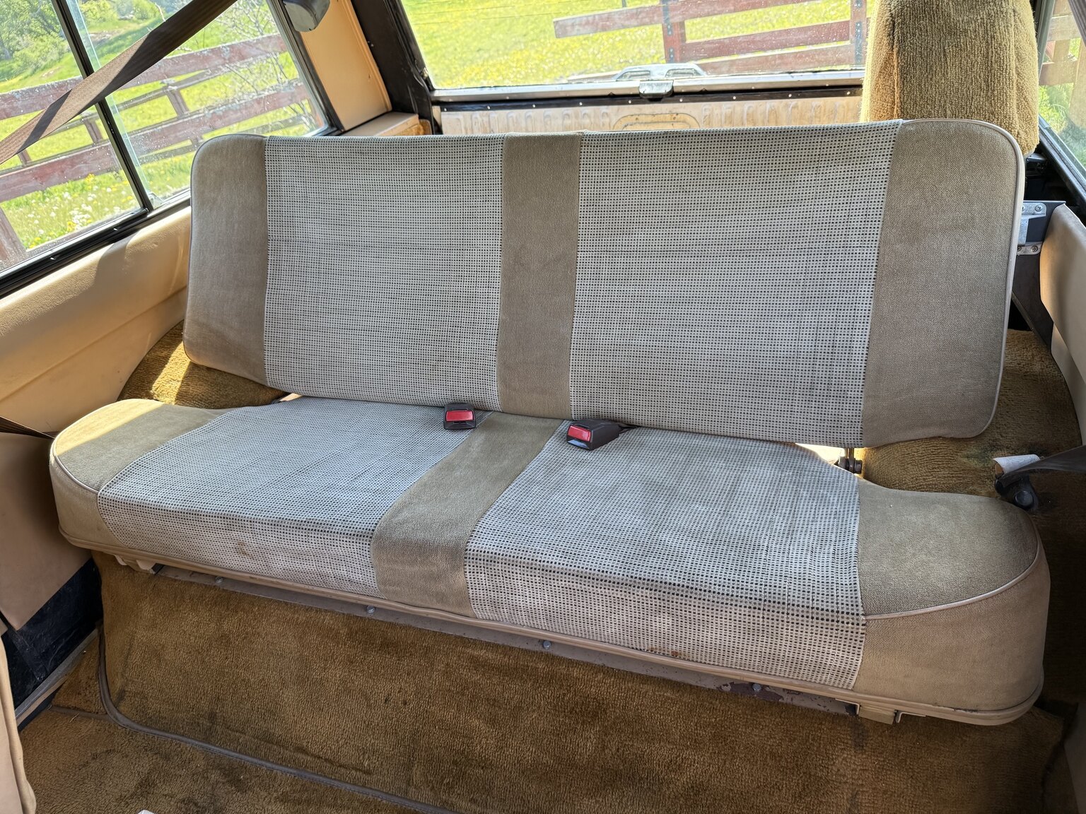 Interior image of 1985 Land Rover Range Rover 3.5 V8