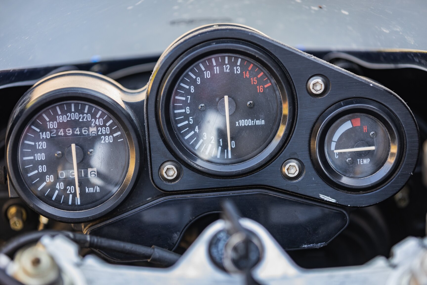 Aussenfoto 1994 Suzuki GSX-R750 (37)