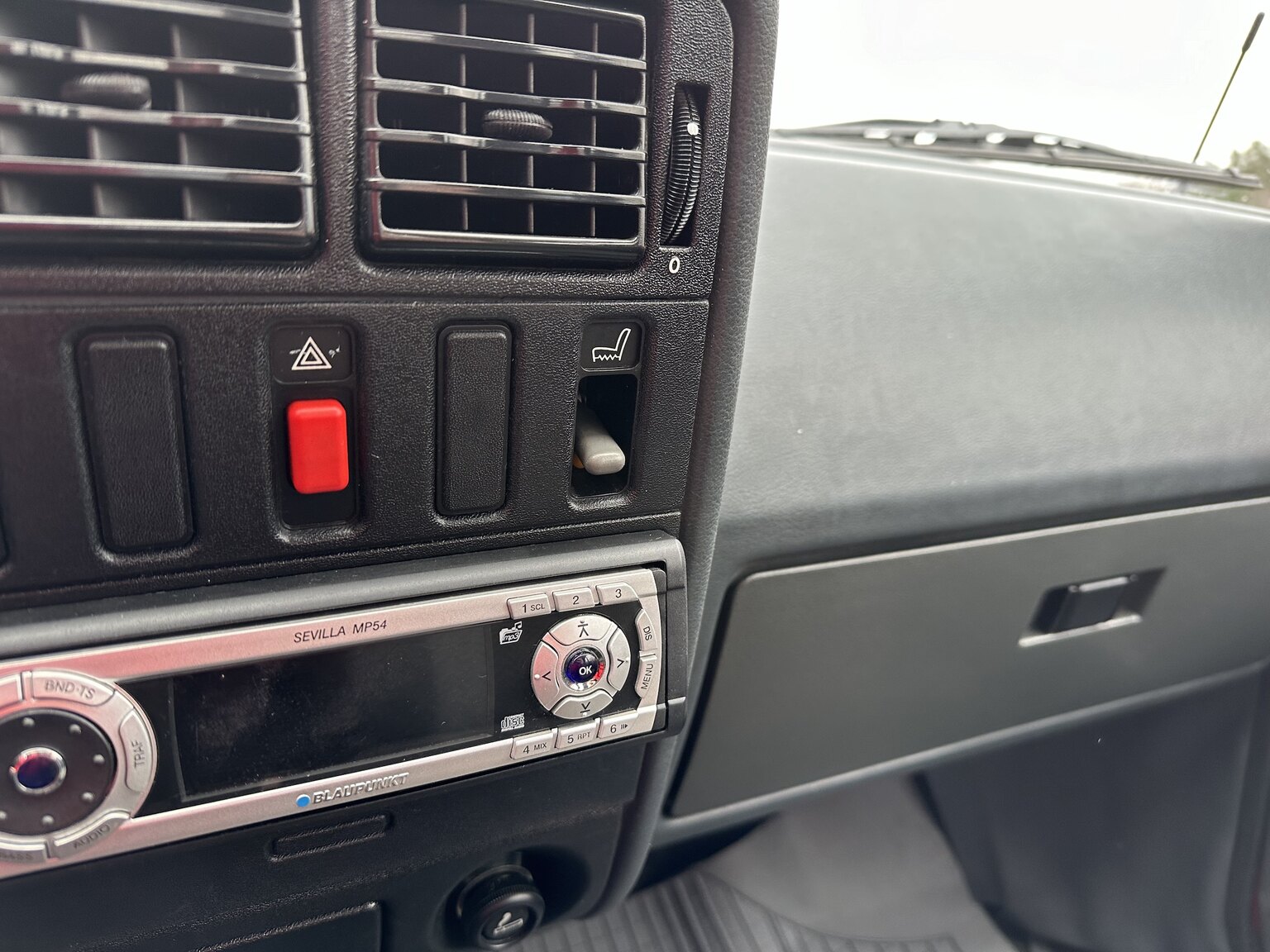 Innenraumfoto von 1983 Opel Kadett (52)