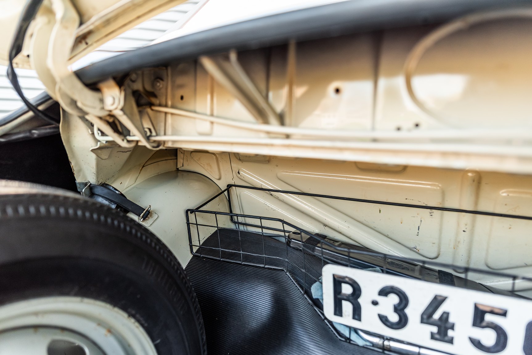 Interior image of 1969 Volvo Amazon 121 P130