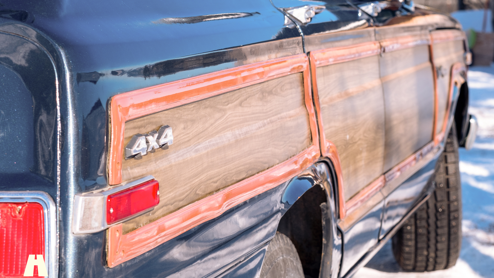 Exteriörbild på 1988 Jeep Grand Wagoneer 5.9